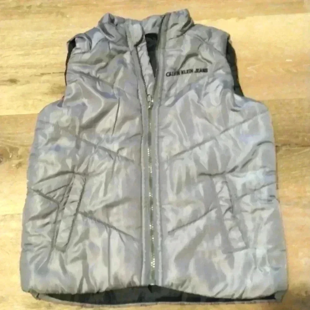 Calvin Klein jeans boys puffer vest boys size 5